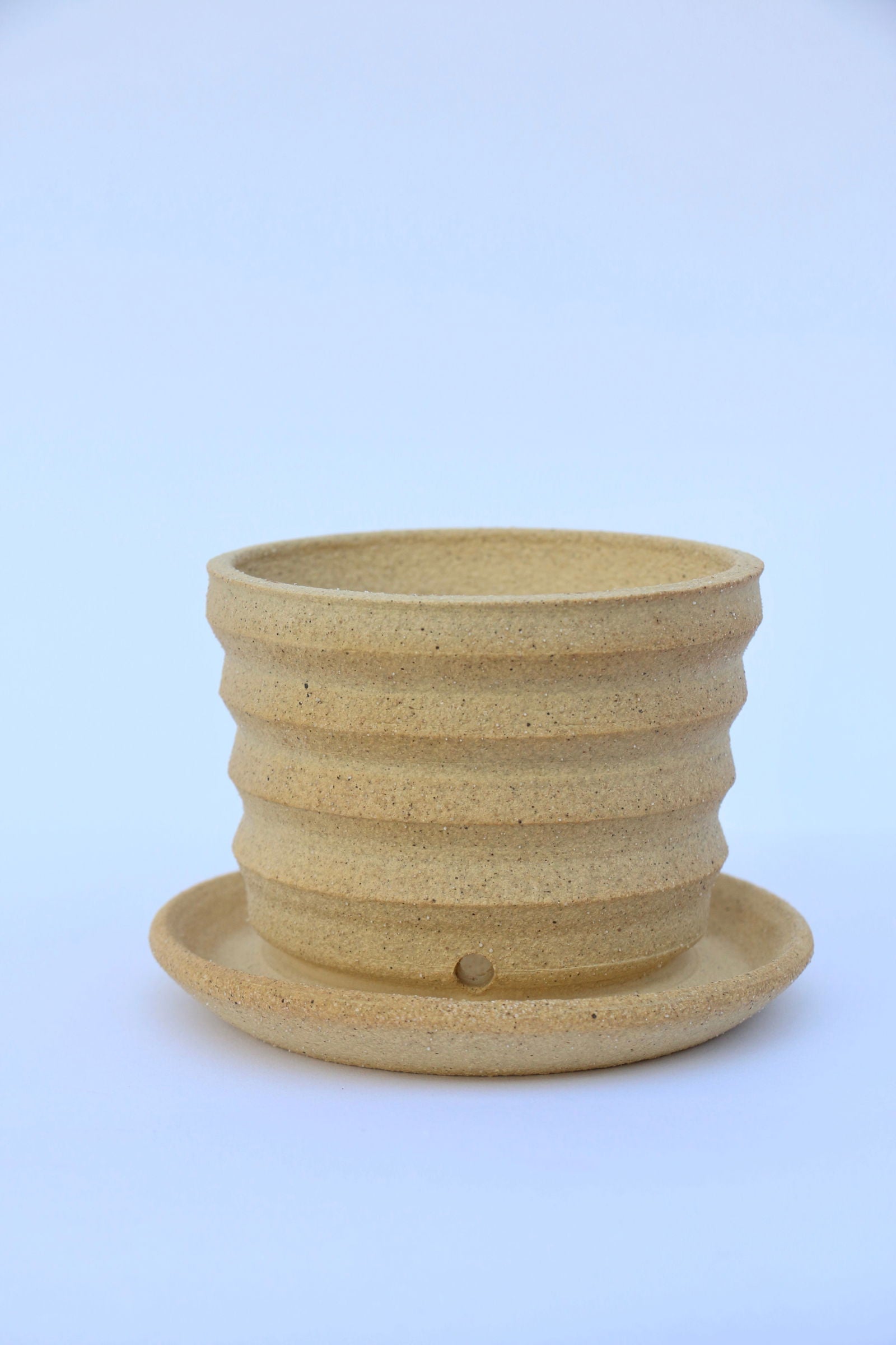 (Sale) 34-1 pagoda planter - Mipa's pots and plants