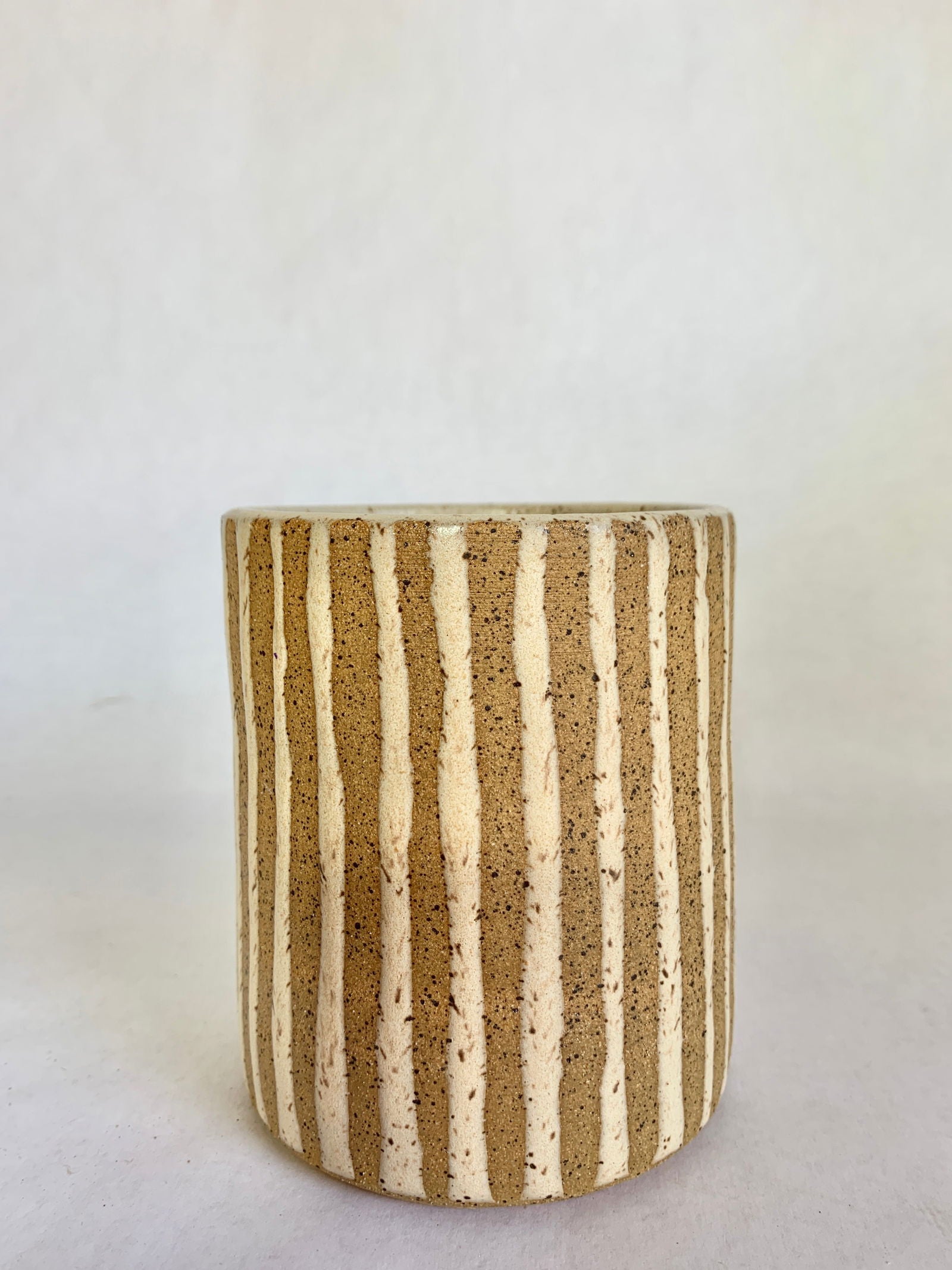 (Sale) 36 Striped planter - Mipa's pots and plants
