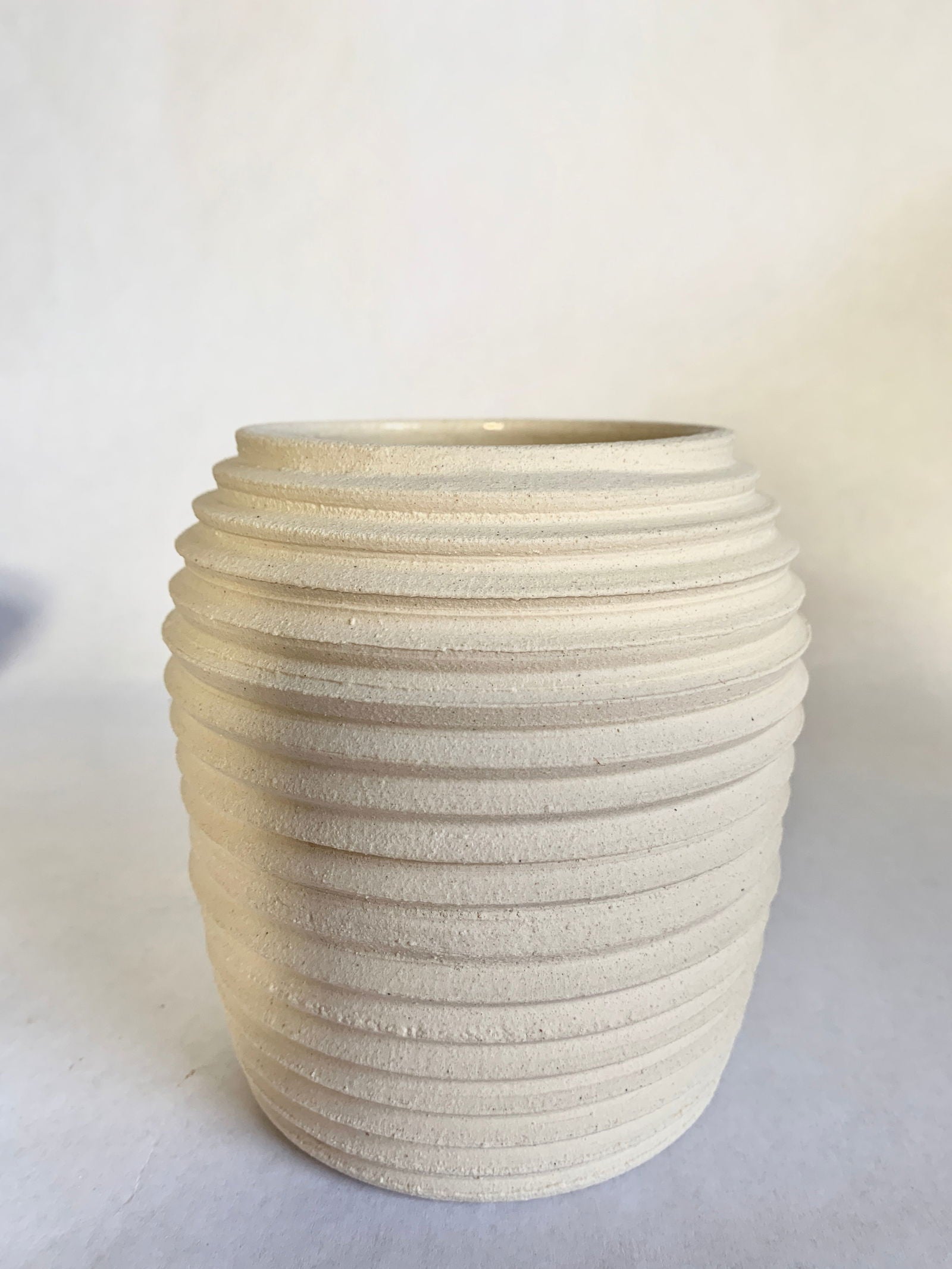 (Sale) 39 Planter + pedestal saucer set - Mipa's pots and plants