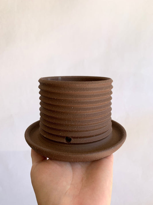 (Sale) 41 pagoda planter - Mipa's pots and plants