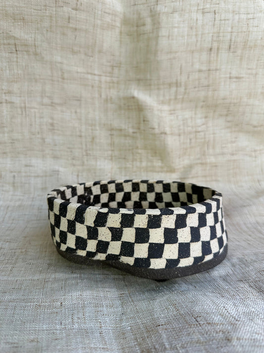 (Sale) 4 checkers bonsai planter - Mipa's pots and plants