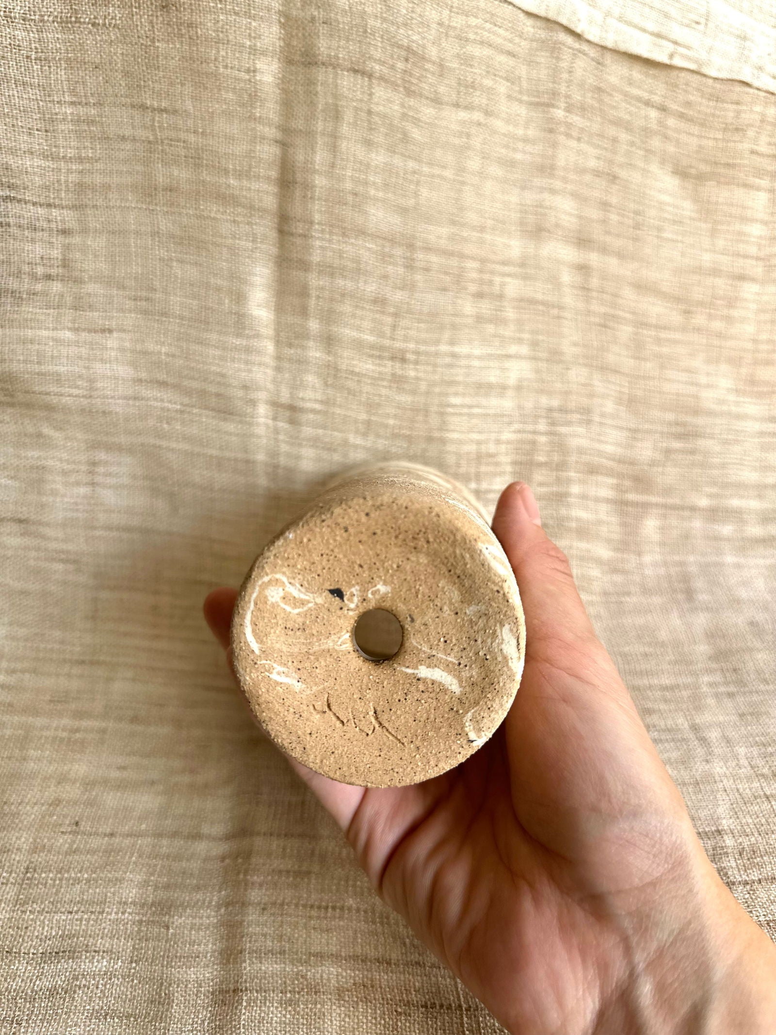 (Sale) 52 sandstorm planter - Mipa's pots and plants