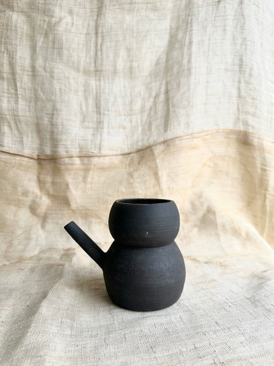 (Sale) 65 black watering can - Mipa's pots and plants
