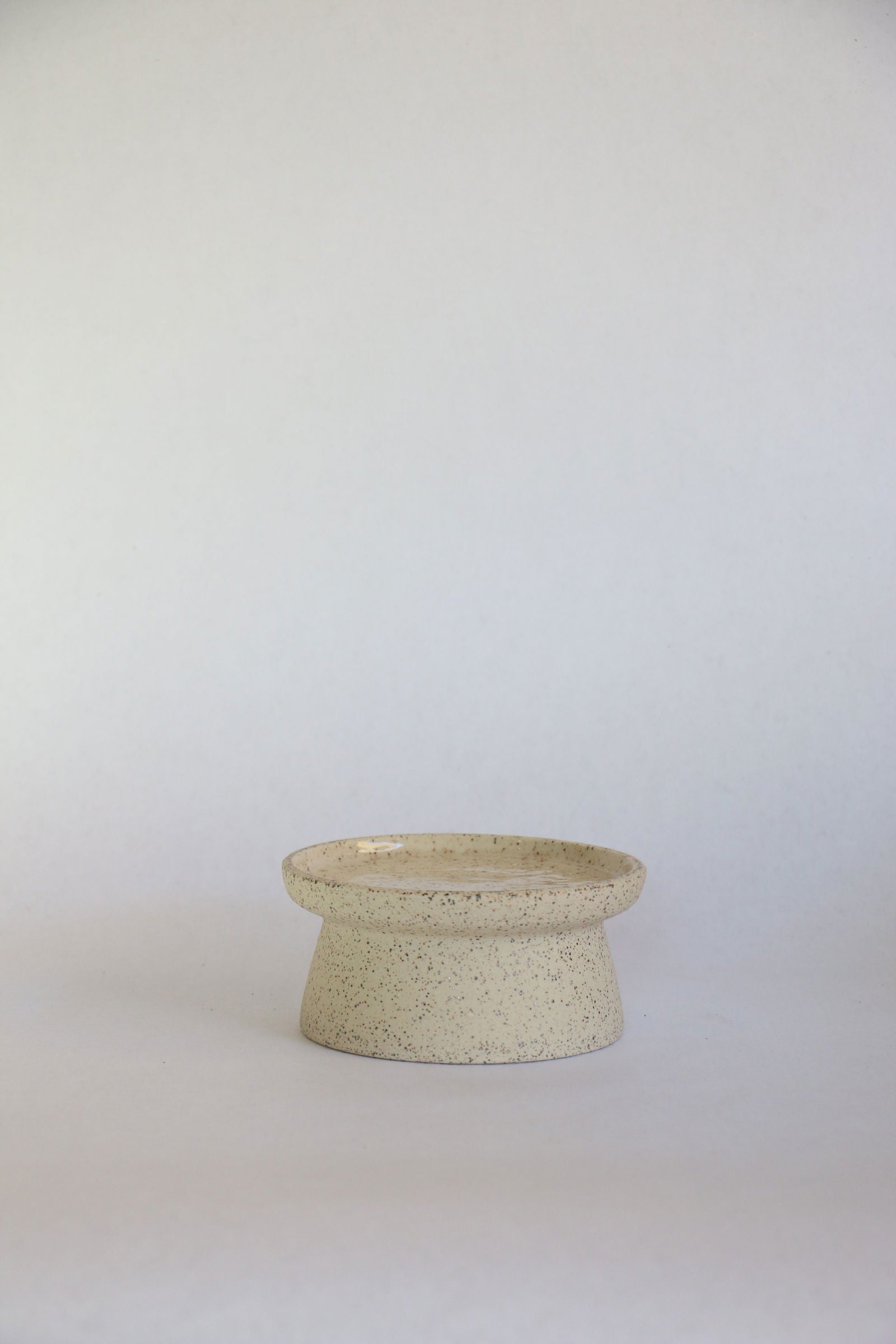 (Sale) 9-1 pedestal saucer set - Mipa's pots and plants