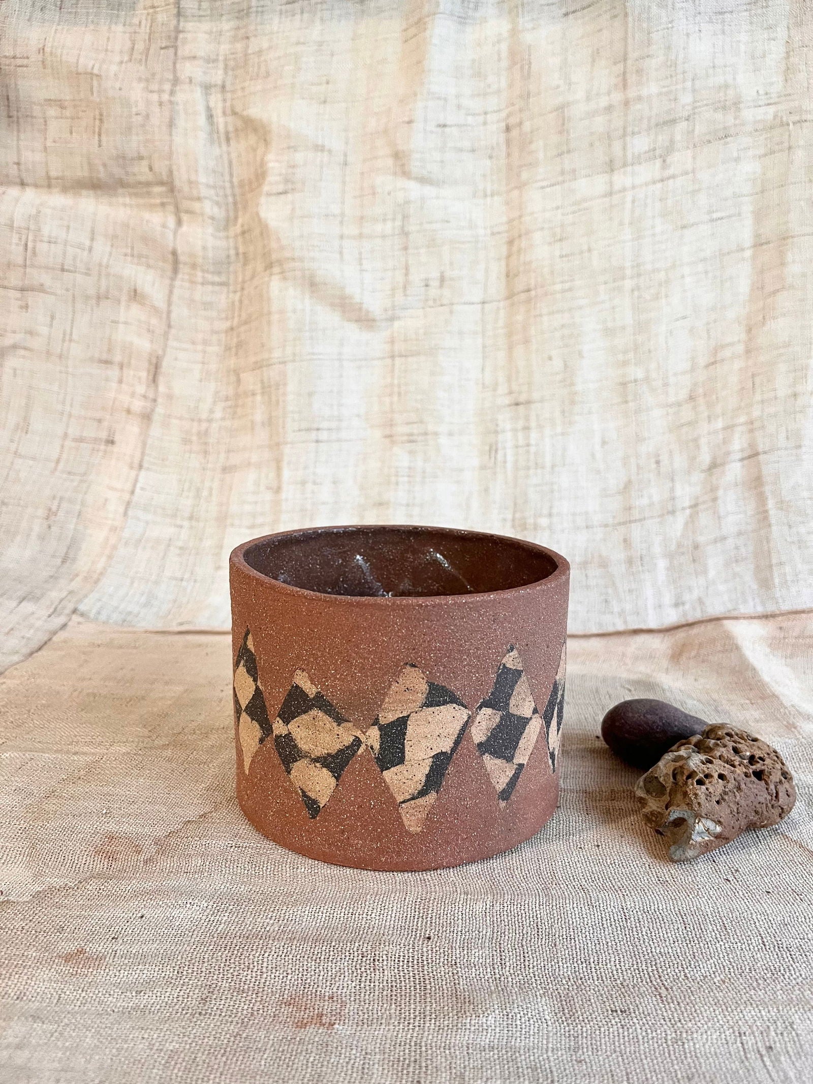 (Seconds) 102 red inlay planter - Mipa's pots and plants