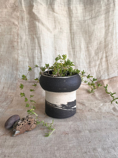 (Seconds) 19 ink wash planter - Mipa's pots and plants